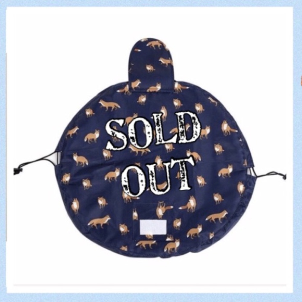 New Waterproof Travel Makeup Bag - Picture 7 of 8